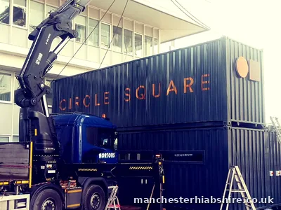 HIAB lorry working on an installation at Manchester University